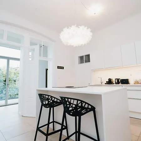Apart Otel Rilke 4*